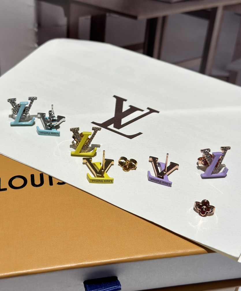 louis_vuitton_xxxxx_big_00003.jpg